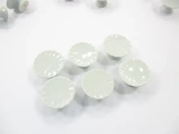 25 mm 6 White Cake Bakery Ceramic Stand  Dollhouse Miniatures Cake Supplies 10580 - Image 2
