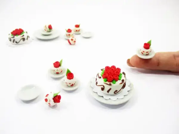 Dollhouse Miniatures Food Cake & Red Rose Cupcake Ceramic Plate Lover Set 13379 - Image 4