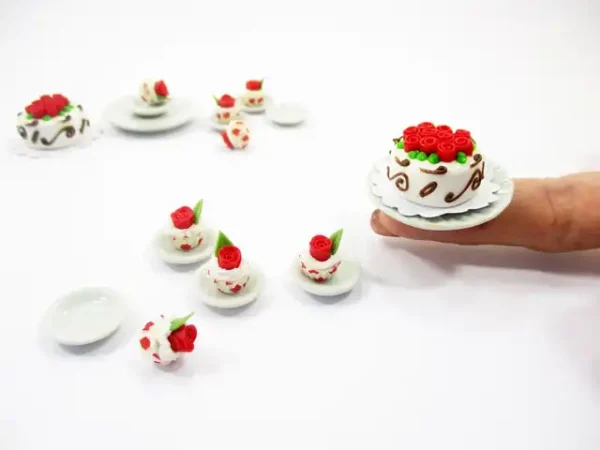 Dollhouse Miniatures Food Cake & Red Rose Cupcake Ceramic Plate Lover Set 13379 - Image 5