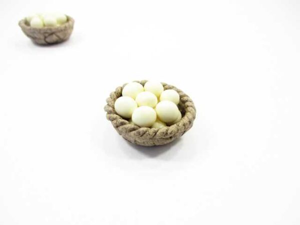 1:12 Dollhouse Miniature Food Easter Eggs Ceramic Basket Kitchen Supply 13828