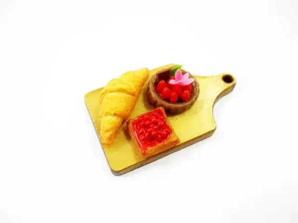 Dollhouse Miniature Food Bakery Bread Cake Cupcake Dessert On Wooden Board 16832 - Image 6