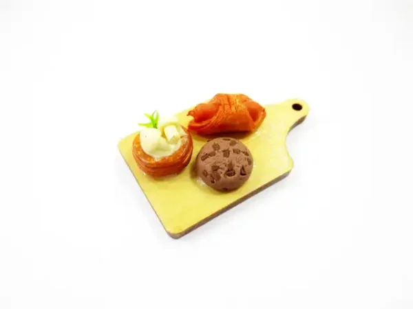 Dollhouse Miniature Food Bakery Bread Cake Cupcake Dessert On Wooden Board 16833 - Image 4