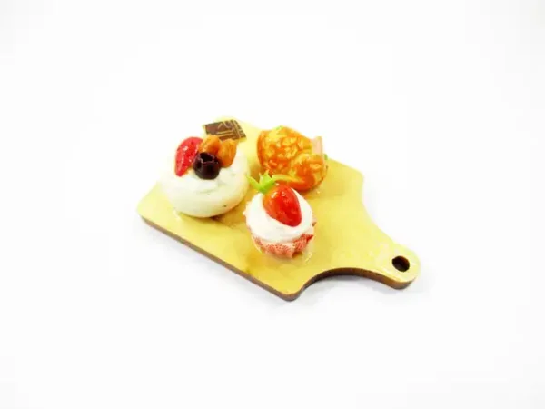 Dollhouse Miniature Food Bakery Bread Cake Cupcake Dessert On Wooden Board 16833 - Image 5