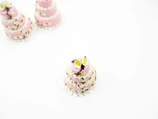 Doll House Miniature Food 3 Layer Wedding Cake Pink Mixed Flower Supply 7470 - Image 3