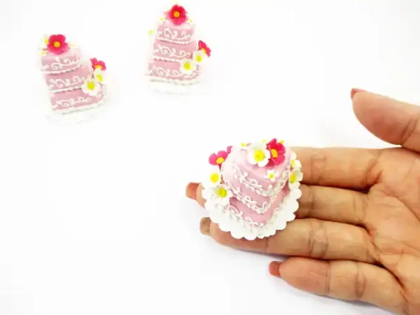 Dollhouse Miniature Food 3 Layer Wedding Valentine Pink Cake 7472 - Image 7