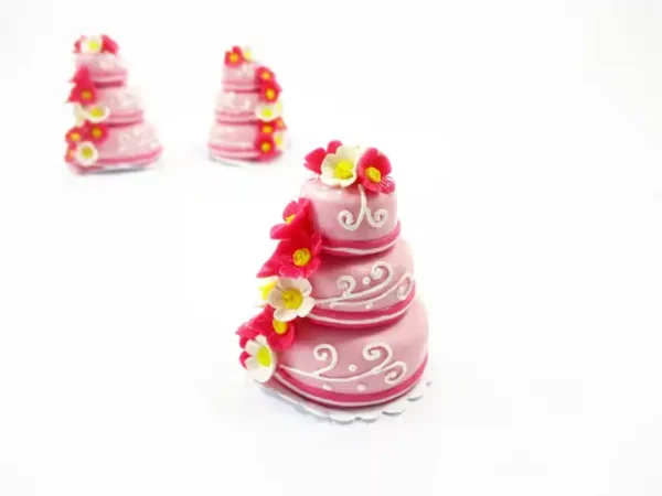 NEW Dolls House Miniature Food 3 Layer Wedding Cake Pink Flower Top Charms 7473 - Image 5