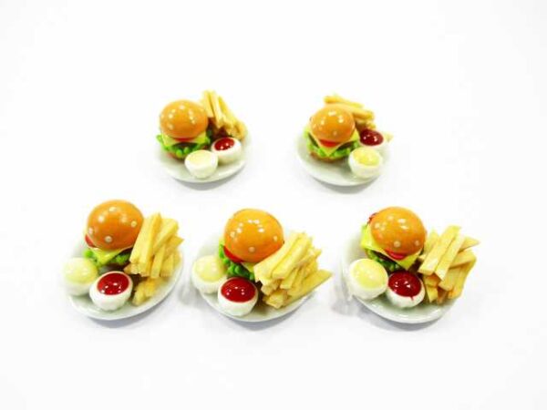 Dollhouse Miniatures Fast Food 5 Cheese Burgers French Fries 2.5cm Supply 13638