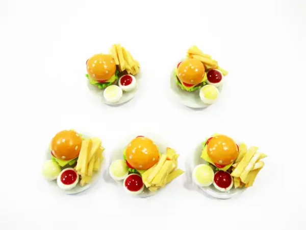 Dollhouse Miniatures Fast Food 5 Cheese Burgers French Fries 2.5cm Supply 13638 - Image 2
