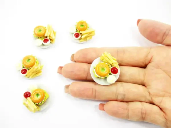 Dollhouse Miniatures Fast Food 5 Cheese Bagels French Fries 2.5cm Supply 13639 - Image 6