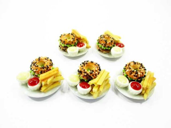 Dollhouse Miniatures Fast Food 5 Cheese Bagels French Fries 2.5cm Supply 13641