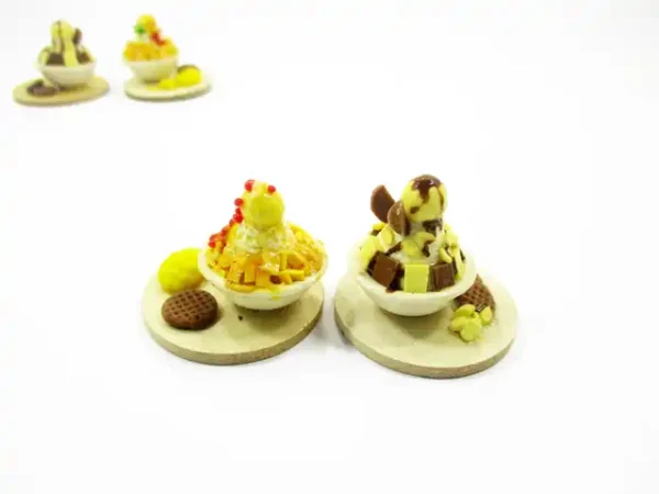 Dollhouse Miniature Food 2 Flavors Bingsu Korean Dessert Fruit Snowflake 13807 - Image 3
