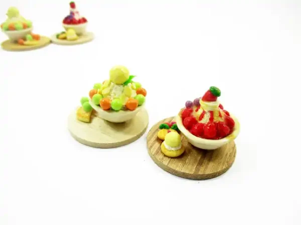 Dollhouse Miniature Food 2 Flavors Bingsu Korean Dessert Fruit Snowflake 13808 - Image 3
