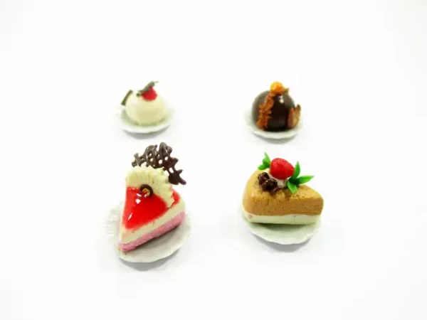 Dollhouse Miniatures Food 1:12 Mini Luxury Cake On Ceramic 4 Plates Supply 13930 - Image 5
