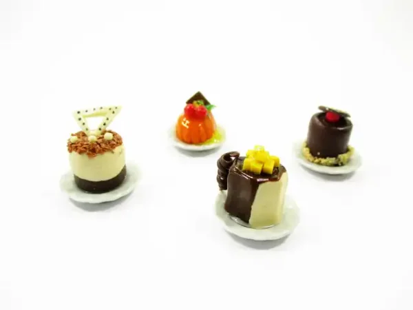 Dollhouse Miniatures Food 1:12 Mini Luxury Cake Dessert Ceramic 4 Plates 13933 - Image 4