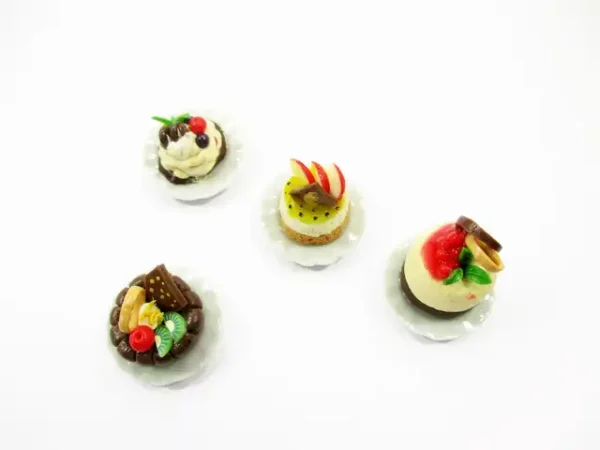 Dolls House Miniatures Food 1:12 Mini Luxury Cake Dessert Ceramic 4 Plates 13935 - Image 5