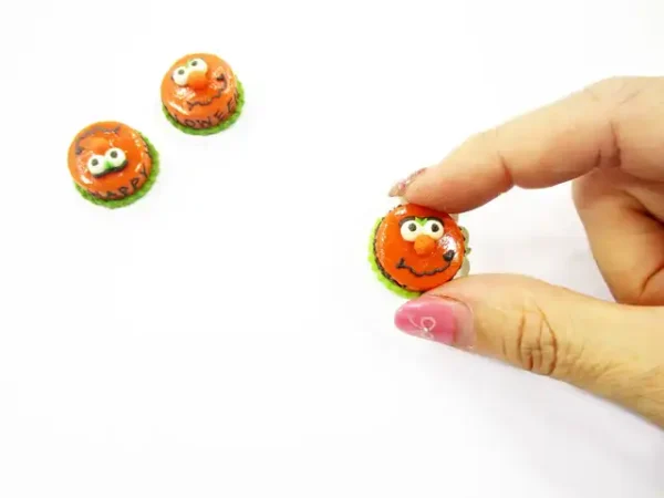 Dollhouse Miniature Halloween Cake 2 cm Happy Fancy Night Seasonal Supply 13993 - Image 5