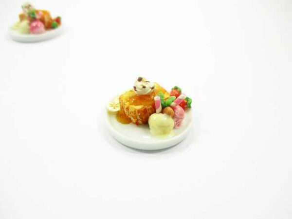 Dollhouse Miniatures Food Honey Toast Fruit Topping Dessert Ceramic Plate 14150