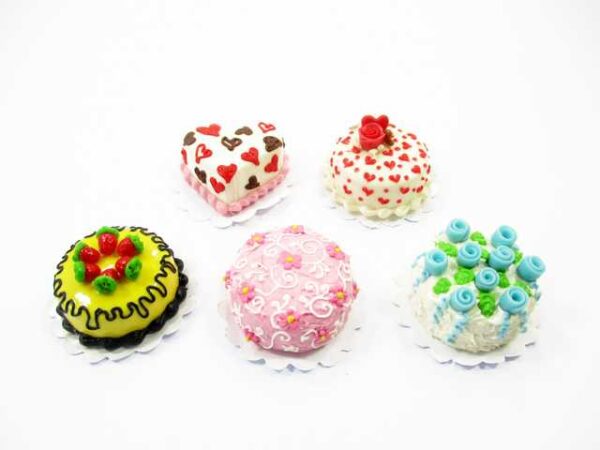 Dollhouse Miniatures Food 5 Mixed Cake 20 mm Dollhouse Food Accessories 14879