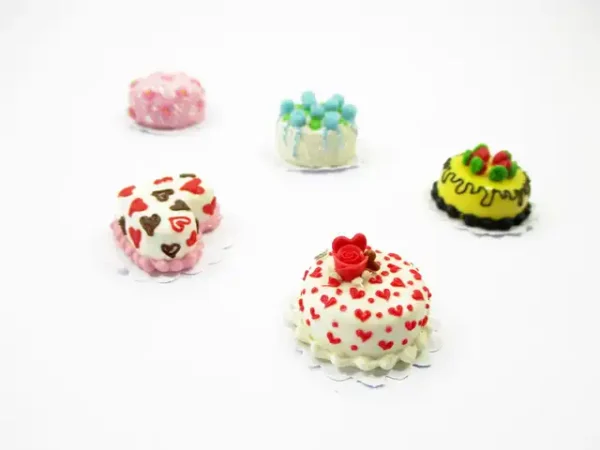 Dollhouse Miniatures Food 5 Mixed Cake 20 mm Dollhouse Food Accessories 14879 - Image 5