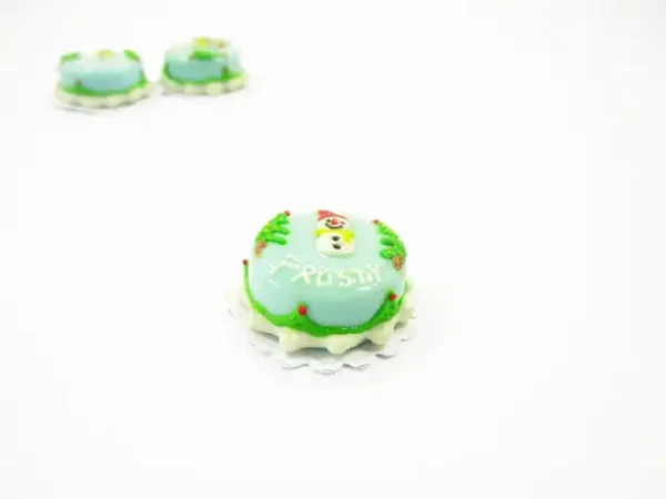 Dollhouse Miniature 1 Cake 2 cm Christmas Seasonal Dollhouse Food Supply 14928 - Image 3