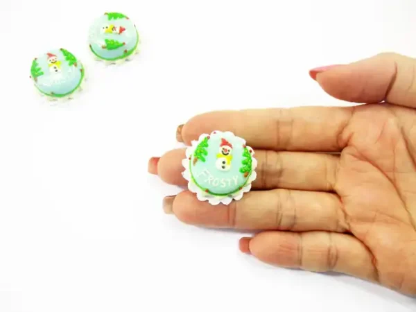 Dollhouse Miniature 1 Cake 2 cm Christmas Seasonal Dollhouse Food Supply 14928 - Image 5