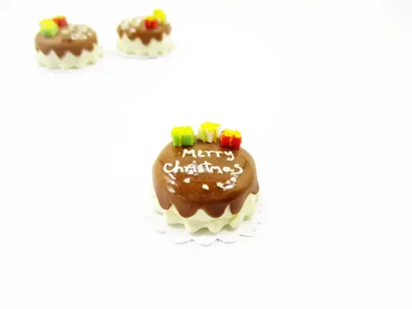 Dollhouse Food Supply 1 Cake 2 cm Christmas Seasonal Dollhouse Miniature 14931 - Image 3
