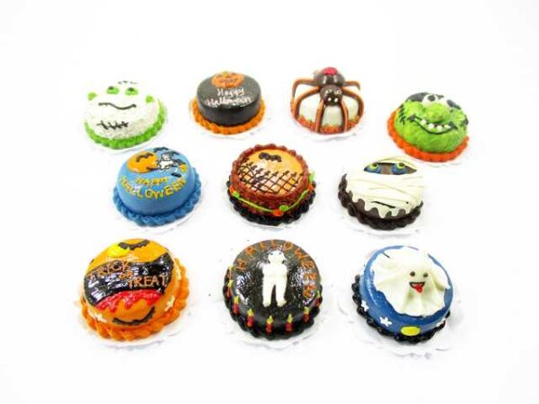 10x20mm Different Halloween Seasonal Cake Dollhouse Miniatures Food 15429