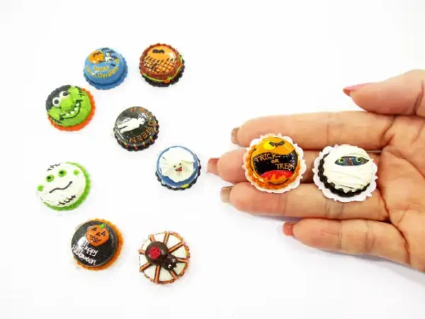 10x20mm Different Halloween Seasonal Cake Dollhouse Miniatures Food 15429 - Image 6