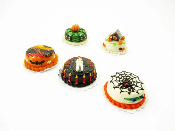 5x20mm Mixed Different Halloween Seasonal Cake Dollhouse Miniature Food 15431 - Image 2