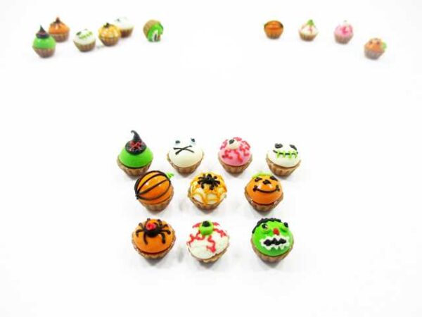 Dollhouse Miniature Food Halloween Seasonal Mixed 10 Cupcake Bakery Supply 15449