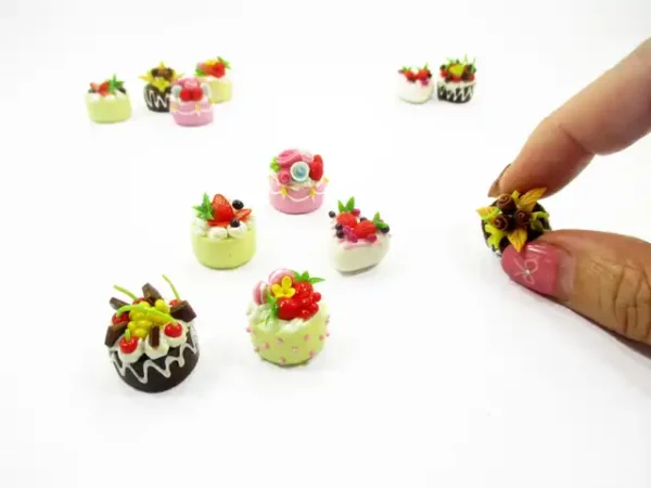 NEW Dollhouse miniature Food 6 Mixed Fruit Flower Cake Mini Tiny Bakery 15540 - Image 6