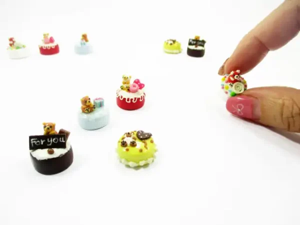 Dollhouse Miniature Food 1.5 cm 5 Mixed Tiny Bear Color Cake Dolls Bakery 15734 - Image 6