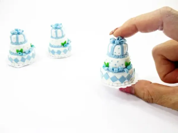 NEW Dollhouse Miniature Food 3 Tier Anniversary Cake 3 Layer Wedding Cake 15995 - Image 5
