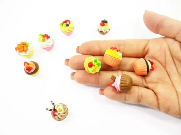 Dollhouse Miniature Food 10 Mixed Fruit Tart Cupcake 1:6 Bakery Dessert 16004 - Image 8