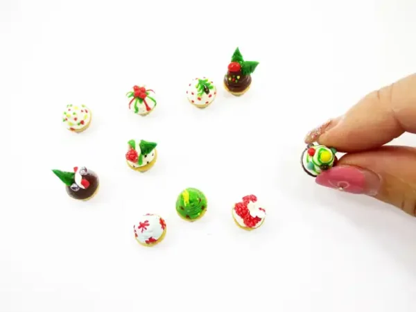 Dollhouse Miniature Food Christmas Seasonal Mixed 10 Cupcake Bakery Supply 16100 - Image 5