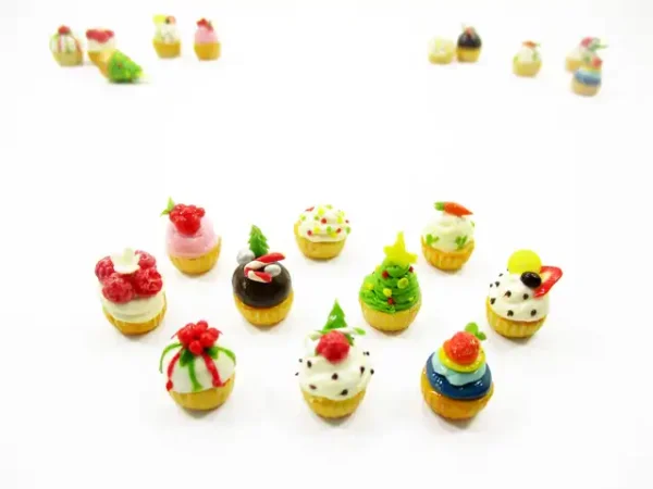 Dollhouse Miniature Food Christmas Mixed 10 Cupcake Cake Bakery Supply 16102 - Image 4