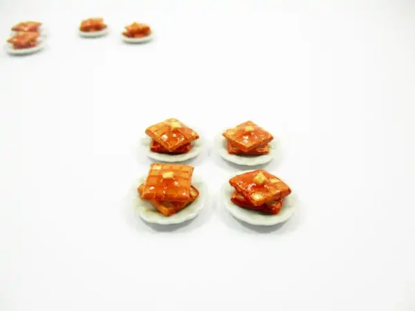 Dollhouse Miniature Food 4 Waffle with Syrup Dessert Bakery Breakfast 16669 - Image 2