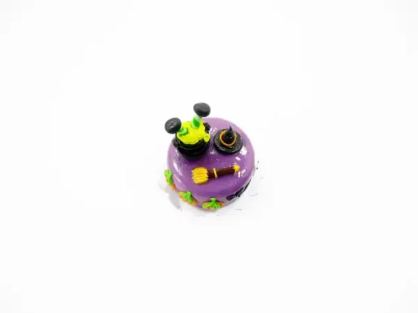Dollhouse Miniature Food Halloween Cake 2 cm Bakery Seasonal Holiday 16680 - Image 4