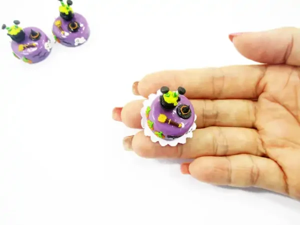 Dollhouse Miniature Food Halloween Cake 2 cm Bakery Seasonal Holiday 16680 - Image 6