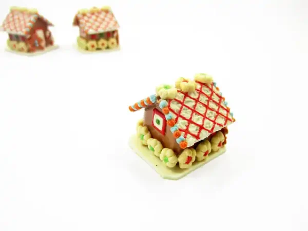 Dollhouse Miniature Christmas Gingerbread House Candy Ornament Holiday A 13771 - Image 4