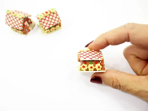 Dollhouse Miniature Christmas Gingerbread House Candy Ornament Holiday A 13771 - Image 5