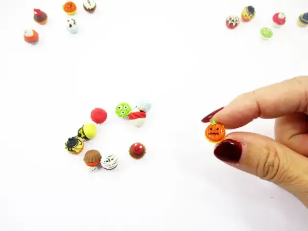 Dollhouse Food Accessories 10 Halloween Cup Cake Bakery Miniature Supply 14912 - Image 6