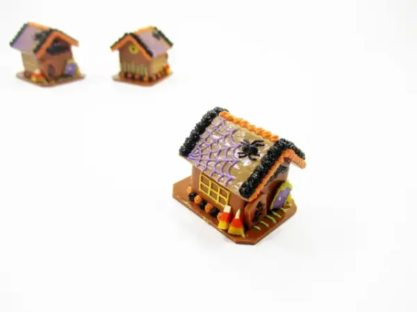 Dollhouse Miniature Halloween Gingerbread House Spider Web Holiday 15442 - Image 4