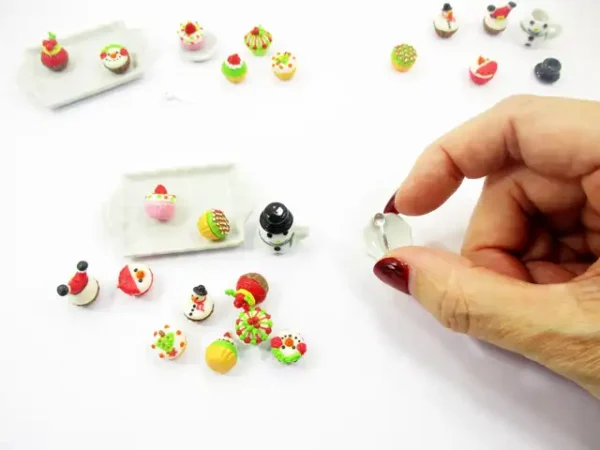Dollhouse Miniature Food Christmas Cup Cake Snowman Holiday Dollhouse Food 15486 - Image 6