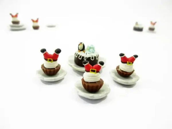 Dollhouse Miniature Christmas Holiday 1.5 cm Cake Cupcake Ceramic Plate 15500 - Image 2