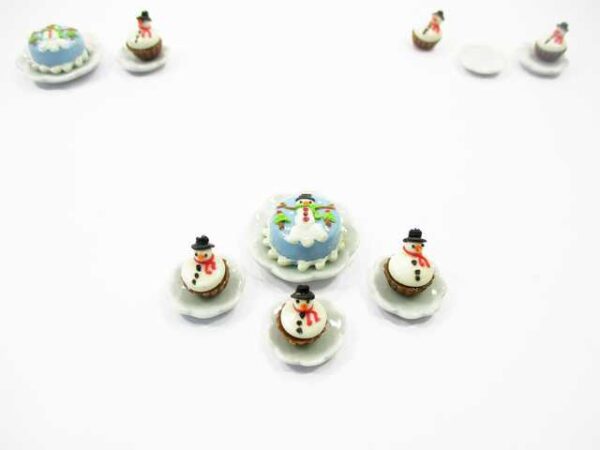 Dollhouse Miniature Christmas Holiday 1.5 cm Cake Snowman Cupcake Ceramic 15501