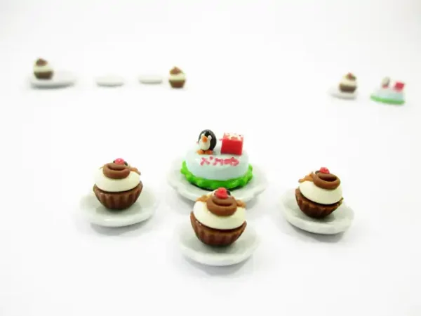 Dollhouse Miniature Christmas Holiday 1.5 cm Cake Cupcake Ceramic Plate 15502 - Image 3