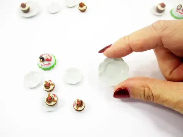 Dollhouse Miniature Christmas Holiday 1.5 cm Cake Cupcake Ceramic Plate 15502 - Image 5
