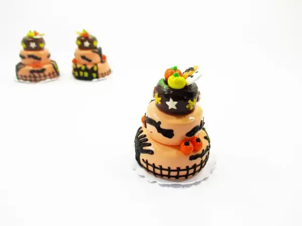 NEW Dollhouse Miniature Food 3 Layer Halloween Cake Seasonal Sweet Cake 15990 - Image 2