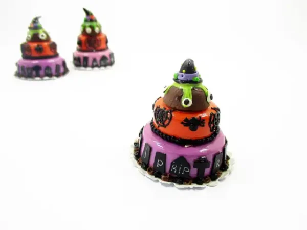 NEW Dollhouse Miniature Food 3 Layer Halloween Cake Seasonal Sweet Cake 15991 - Image 3